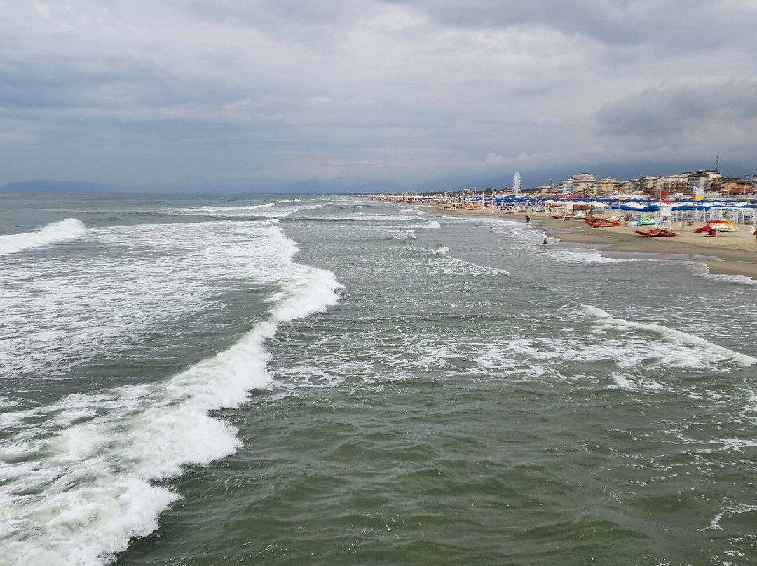 Pontile Bellavista Vittoria-Lido di Camaiore必去景点