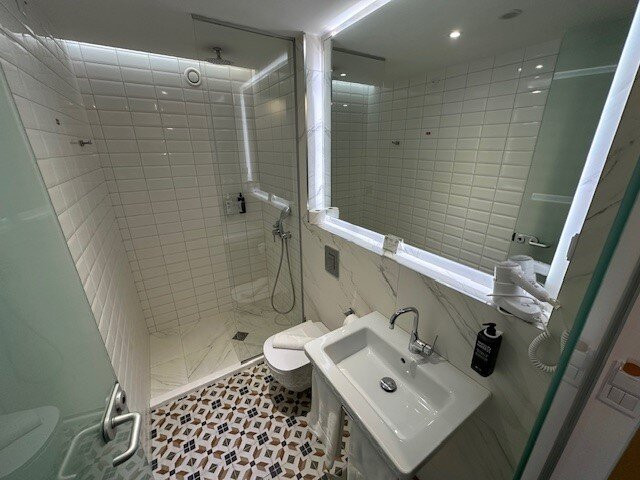 Osenovo酒店住宿-宜必思尚品金沙 Roomer 酒店