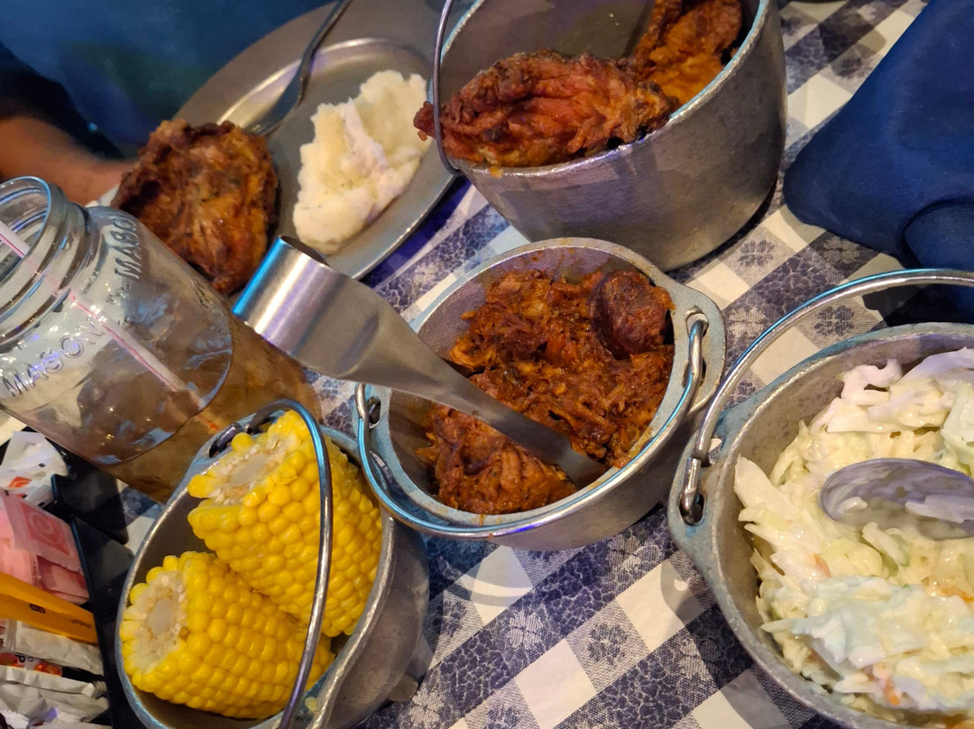 Hatfield & McCoy Dinner Show-皮金福奇必去景点