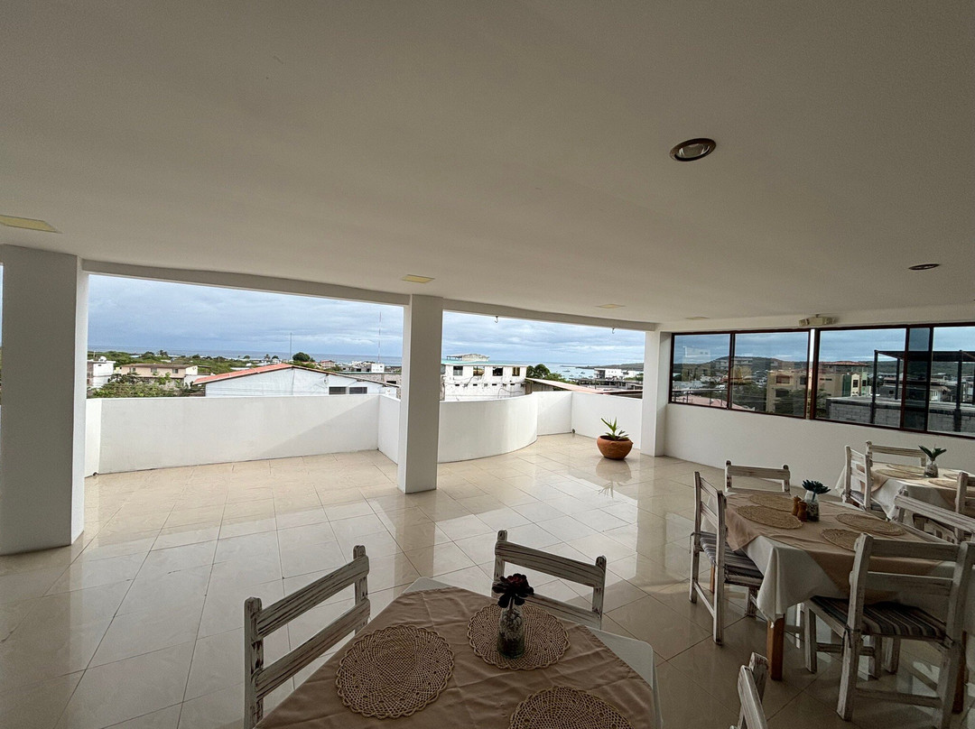 Galapagos Planet Hotel主图