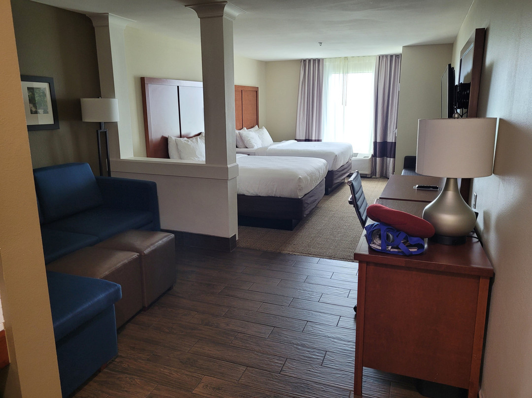 舒适套房酒店主图