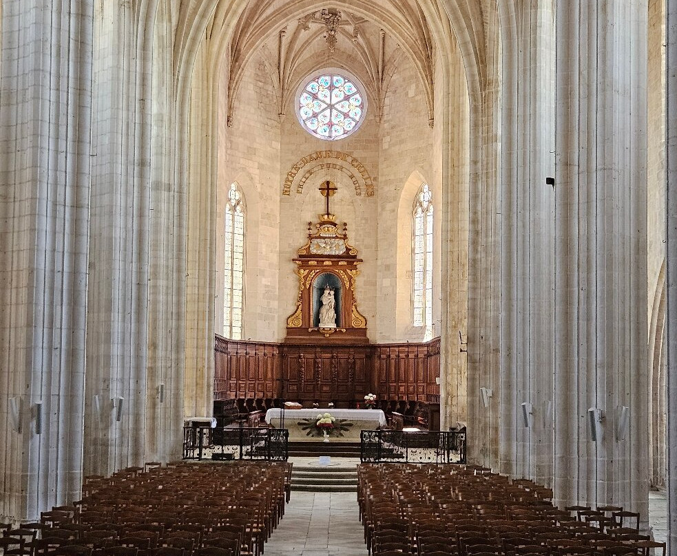 Abbaye royale de celles sur belle-Celles-sur-Belle必去景点