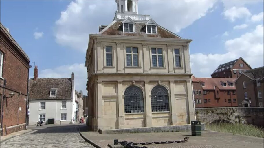 Custom House-金斯林必去景点