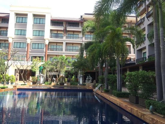 皇家帝国高级酒店主图