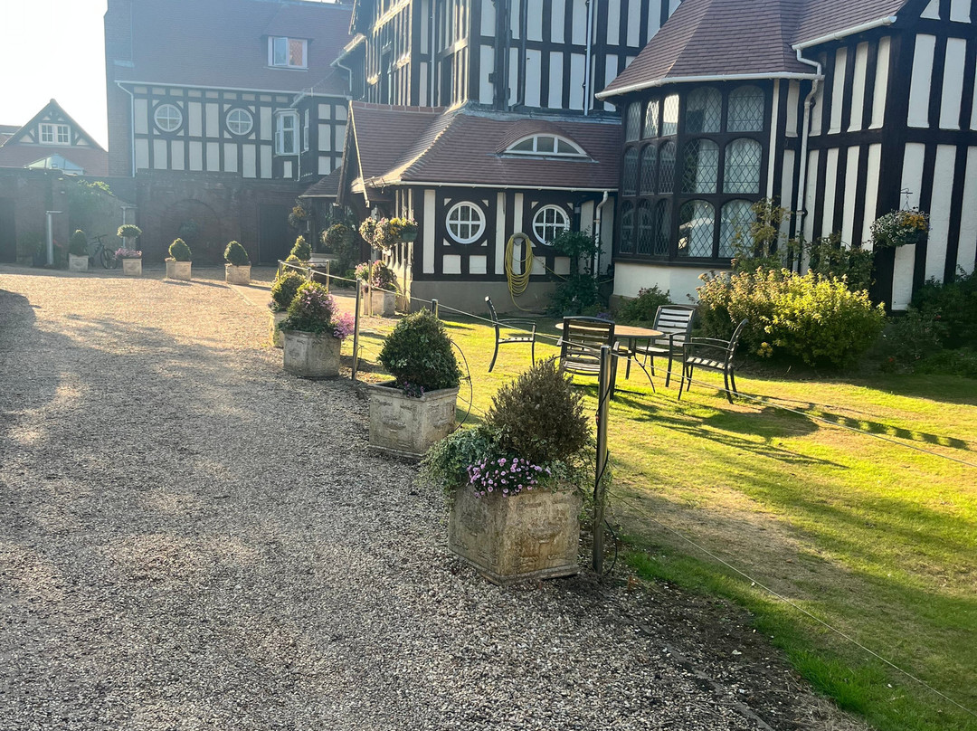 The Sea Marge Hotel主图