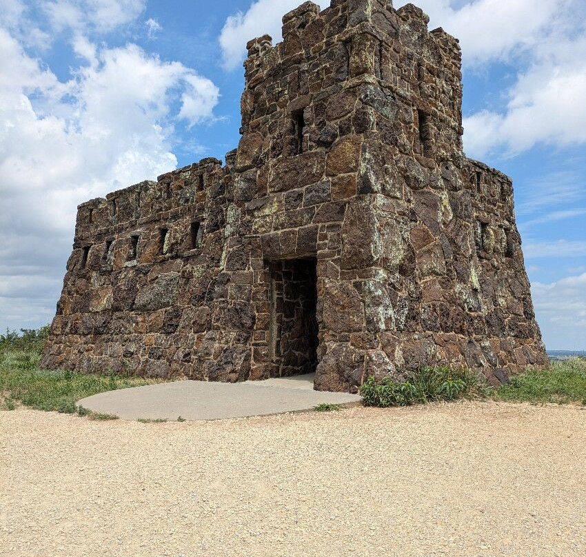 Coronado Heights-Lindsborg必去景点