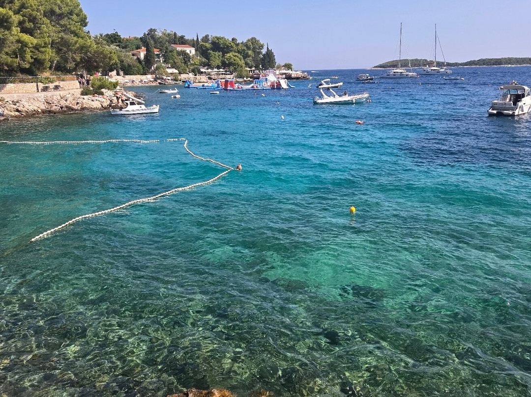 赫瓦尔灯塔酒店主图