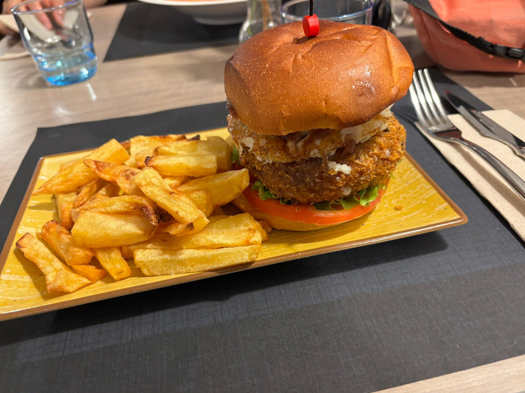 La Pinza Cervecería-Restaurante