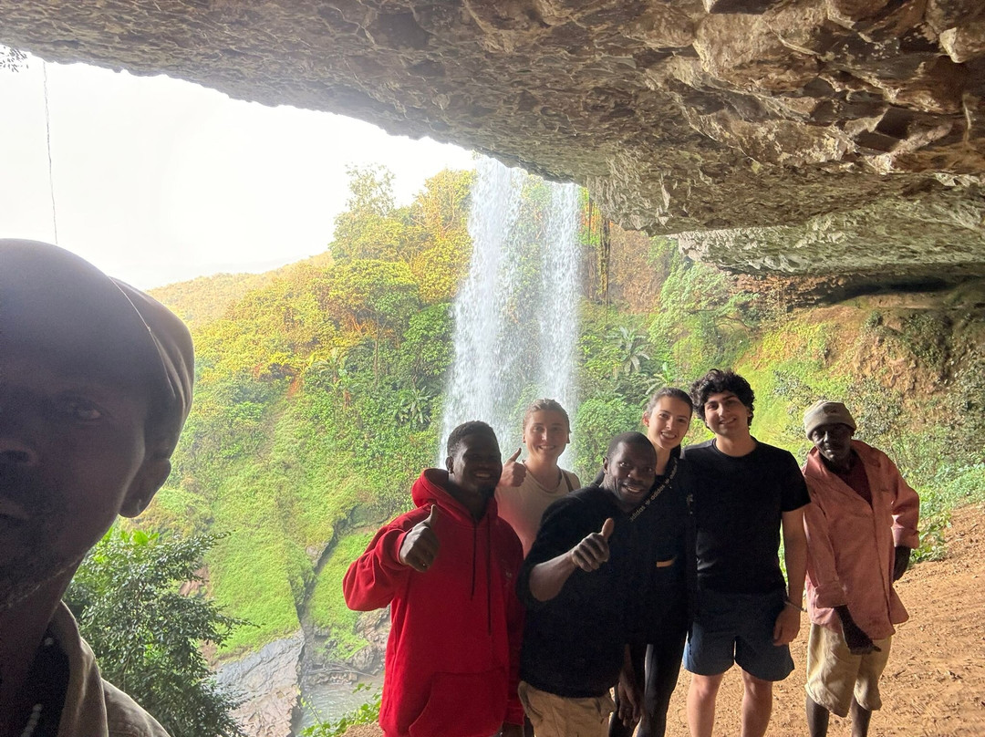 Kaporogwe Falls-Tukuyu必去景点