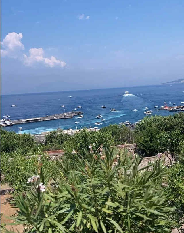 Capri Funicular-Marina Grande必去景点