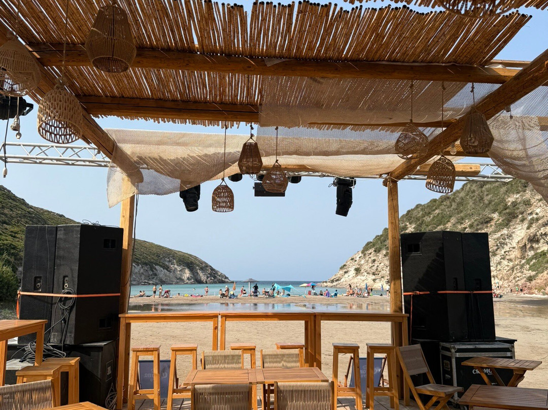 Spiaggia Cala Lunga-Calasetta必去景点