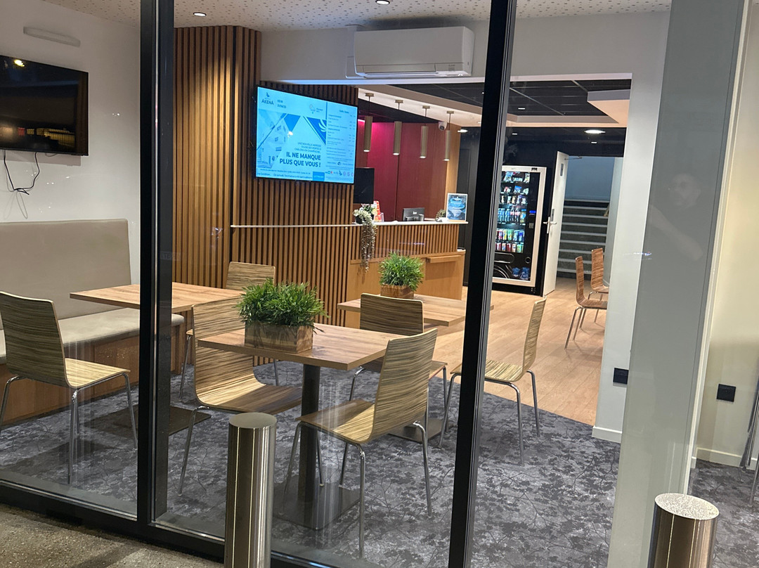 阿可纳皮耶尔拉耶酒店