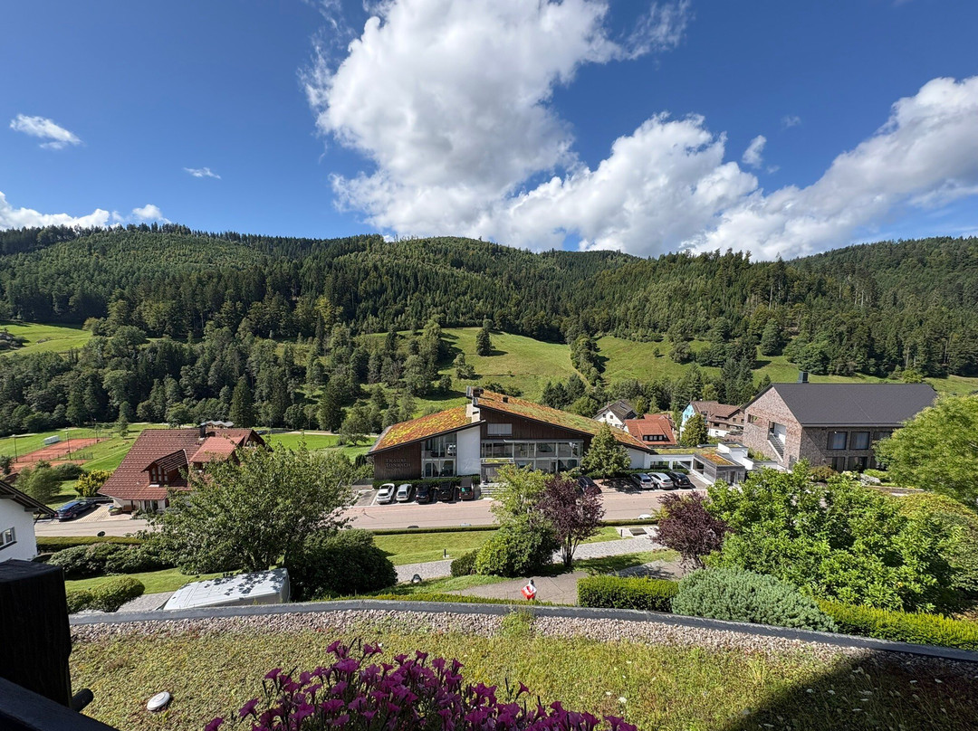 塔奥贝筒巴斯酒店主图