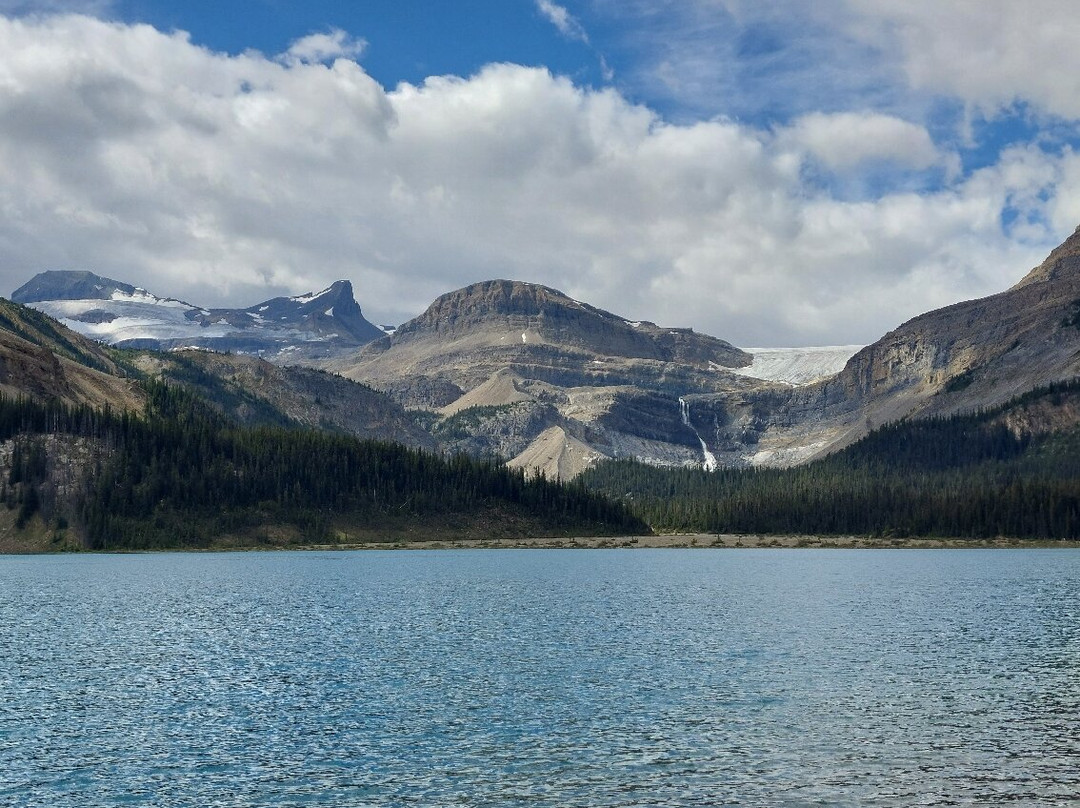 Bow Glacier Falls Trail-路易斯湖必去景点