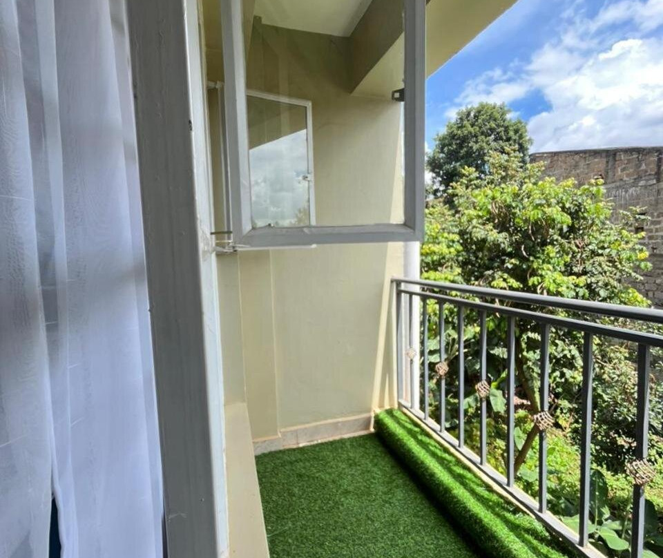 Blooming Airbnb Ruaka