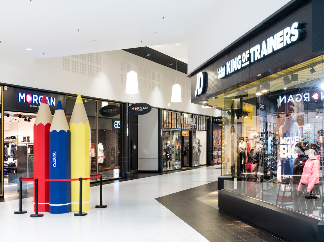 Saint-Barthelemy-d'Anjou旅游景点-La Galerie Espace Anjou