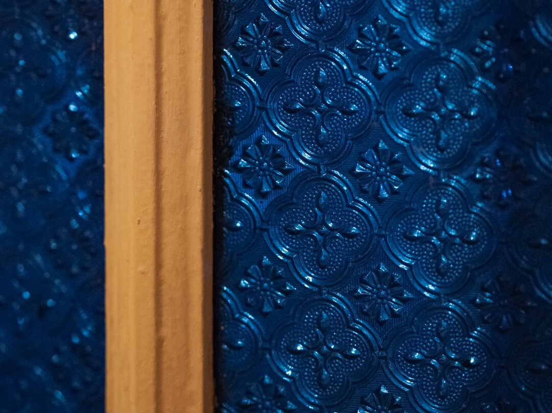 Eggssy mini speakeasy