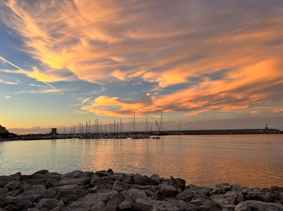 Spiaggia Marciana Marina-Marciana Marina必去景点