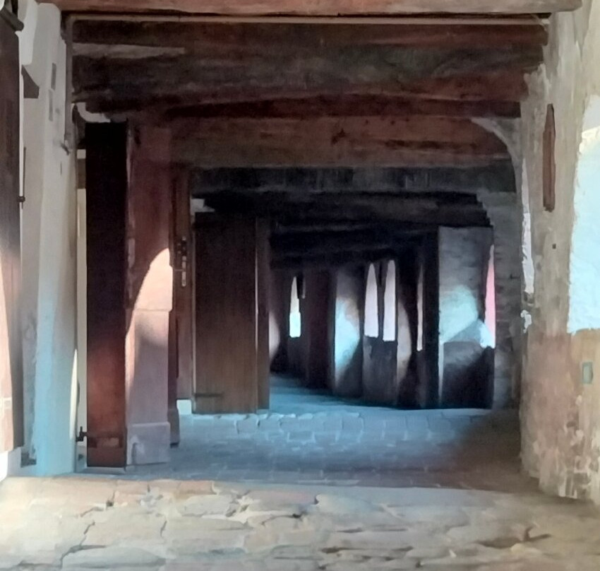 Via del Borgo o degli Asini-Brisighella必去景点