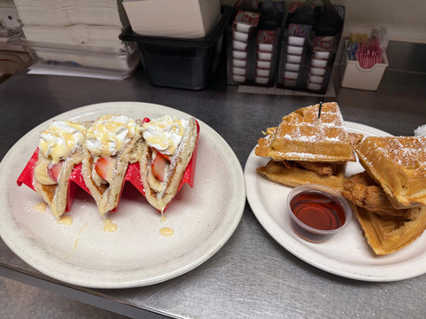 Indian Trail餐馆和美食-Omega Coney Island