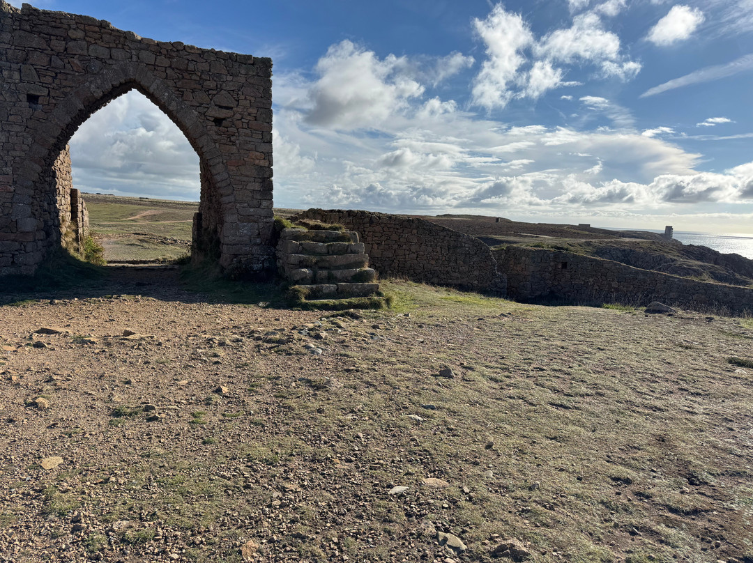 History Alive! & Jersey Military Tours-泽西岛必去景点