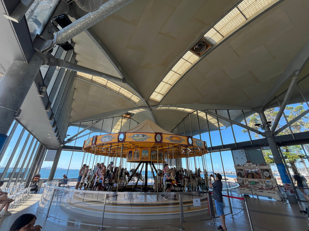 The Carousel-季隆必去景点