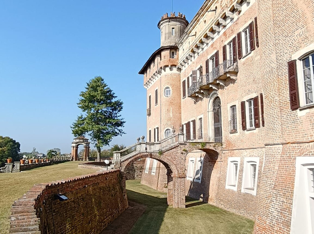 Castello Di Chignolo Po-Chignolo Po必去景点