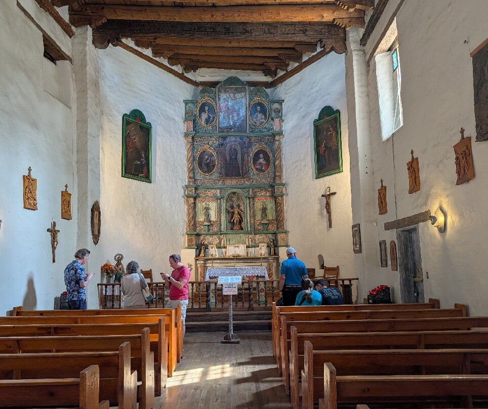 阿西西圣法兰西斯大教堂-圣菲必去景点