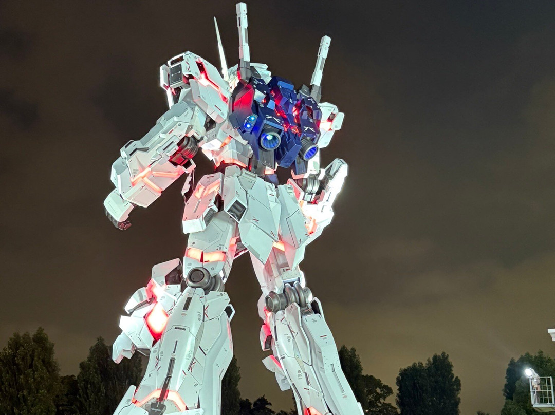 Unicorn Gundam Statue-江东区必去景点