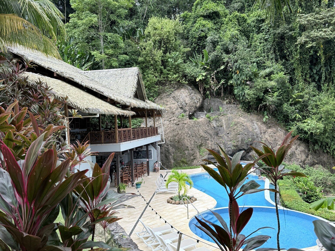 马里诺岛巴斯蒂门多斯国家公园-博卡斯镇必去景点