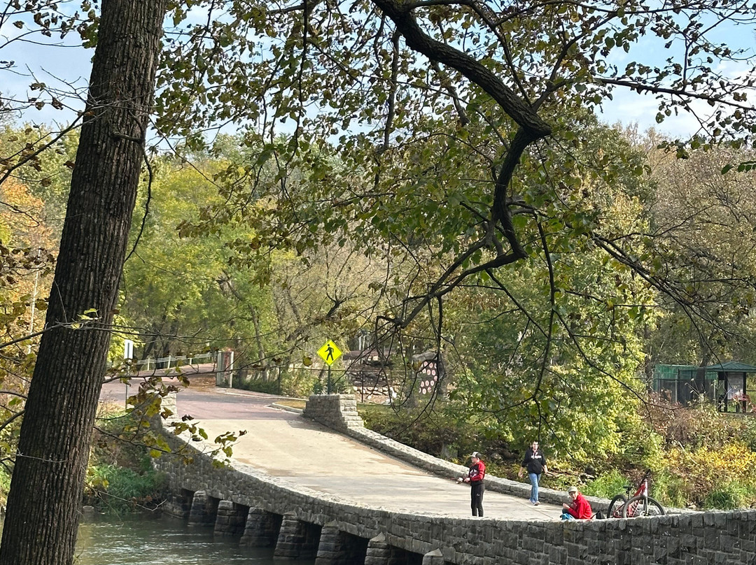 Alexander Ramsey Park-Redwood Falls必去景点