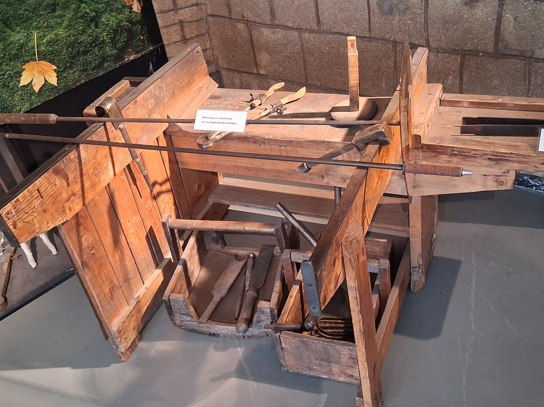 Glasmuseum Bärnbach-Baernbach必去景点