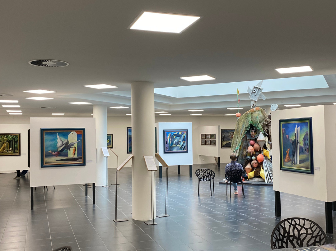 LETTL-Museum für surreale Kunst-奥格斯堡必去景点