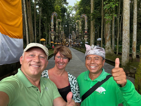 Bali VW Cabriotour-登巴萨必去景点