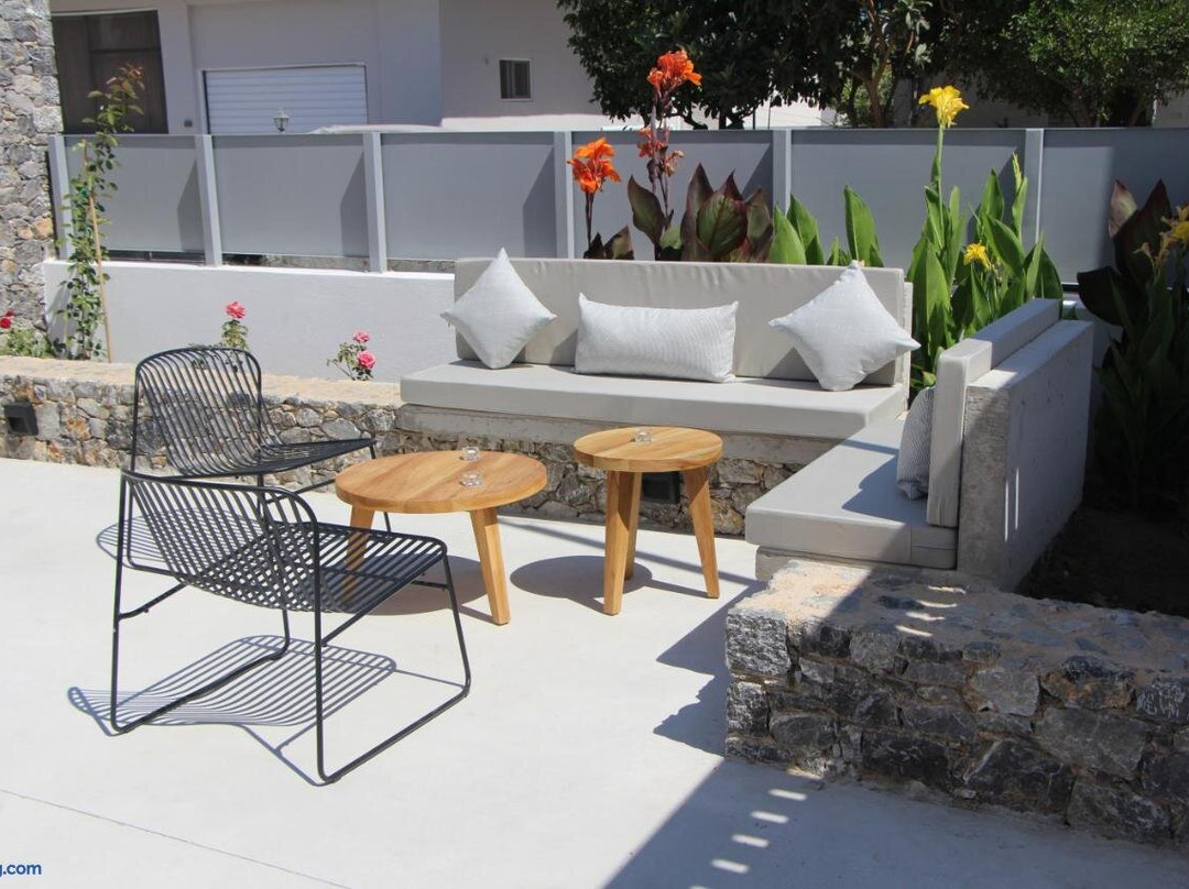 Chill And Thrill Apartments