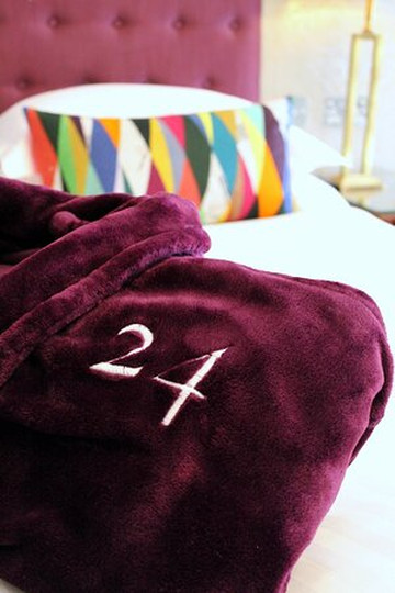 24号皇家露台酒店主图