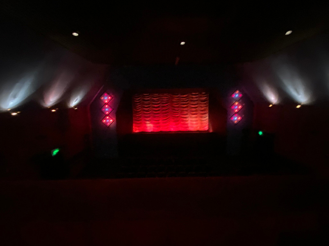 Plaza Cinema-斯基普顿必去景点