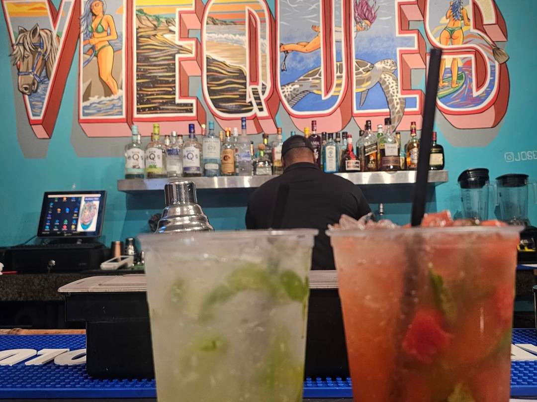 Robin's Mojito Bar & Grill-维切克岛必去景点