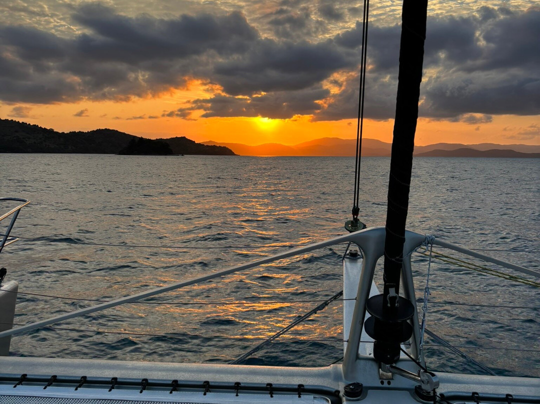 Ricochet Yachting-汉密尔顿岛必去景点