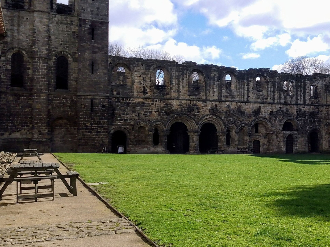 修道院博物馆-利兹必去景点