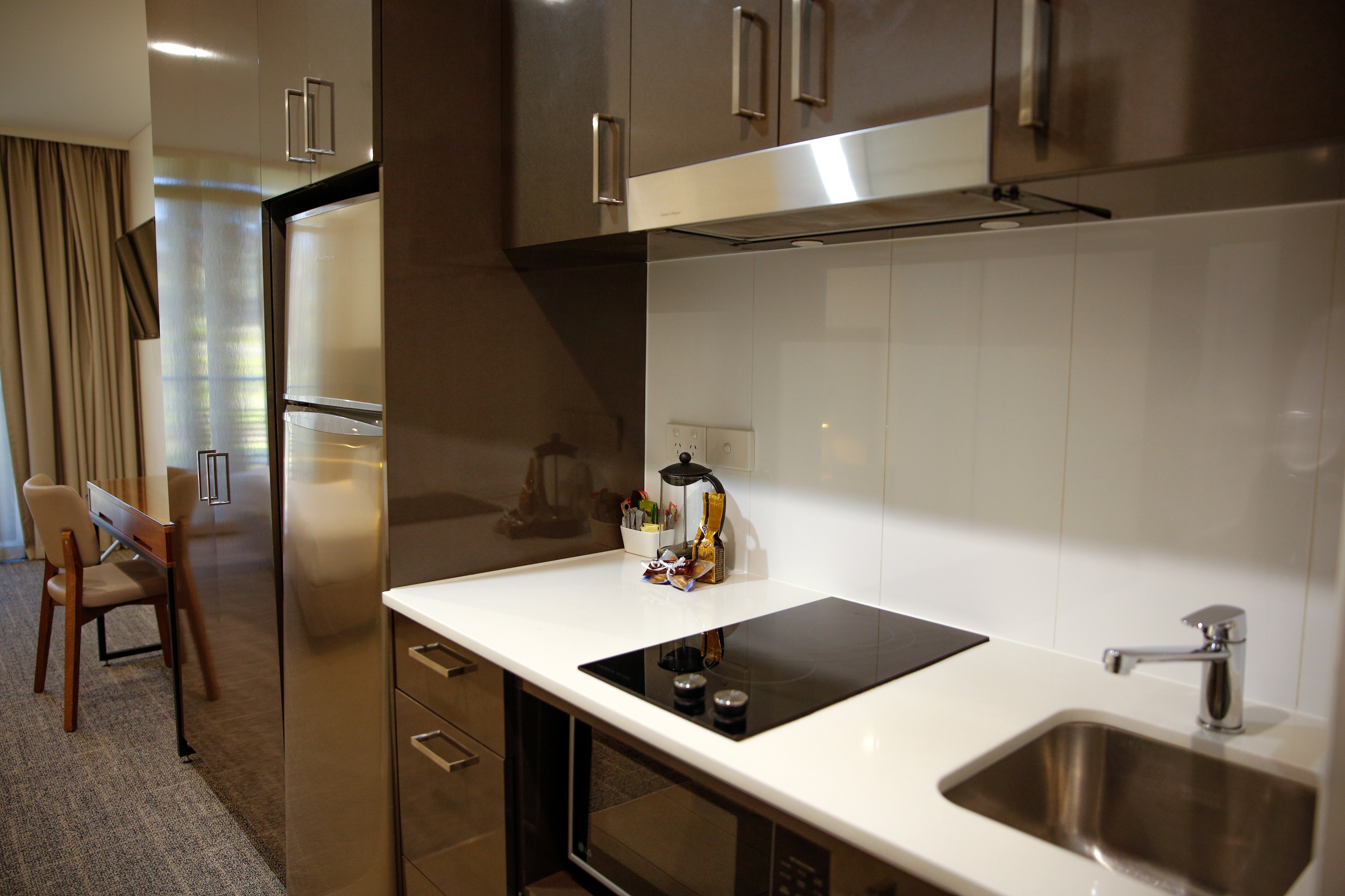 珀斯探索服务酒店-客卧