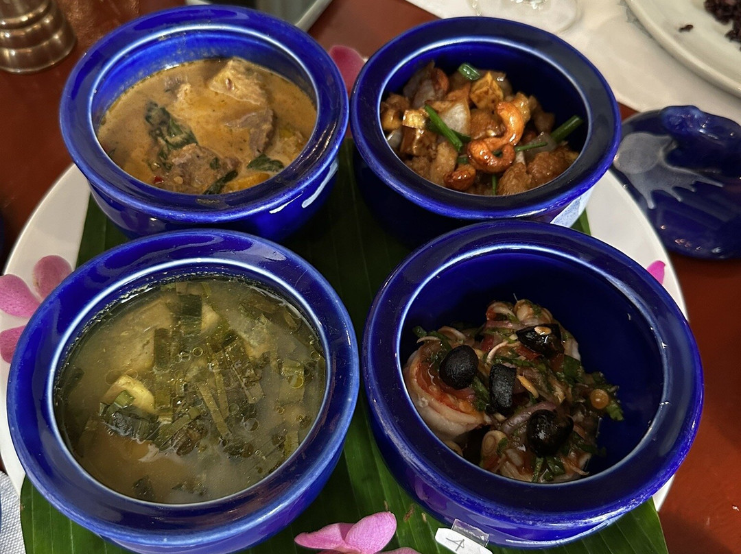 蓝象厨艺学校-Talat Nuea必去景点