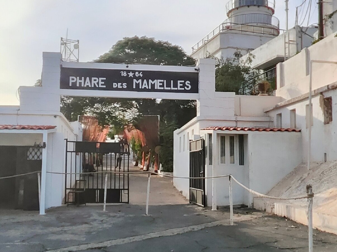 Les Mamelles Lighthouse-达喀尔必去景点