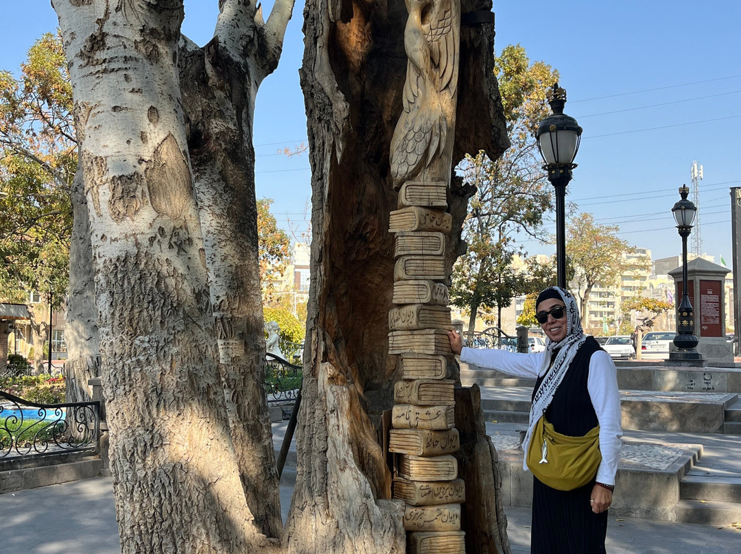 Yol Bir Iran Tours-德黑兰必去景点