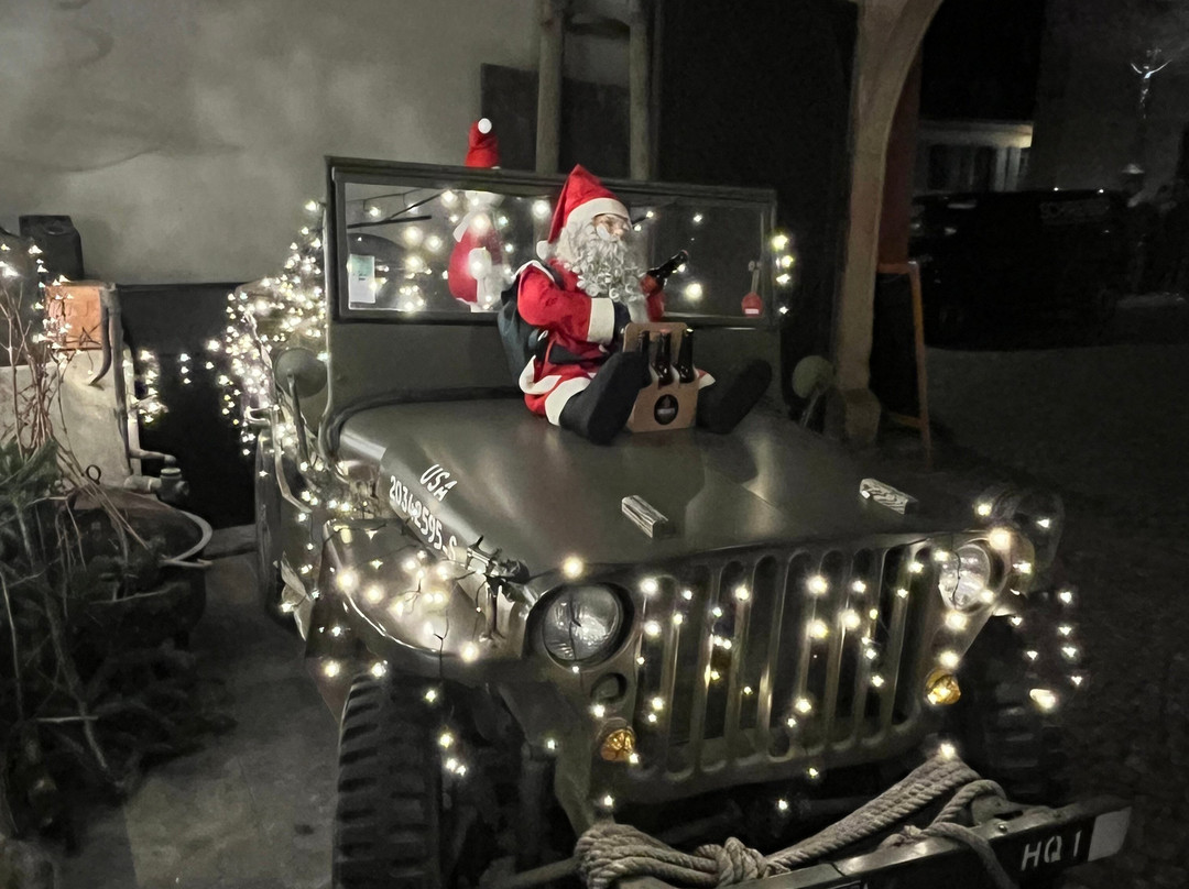 Timothy's Le Brasseur du Pape-艾古斯汉必去景点