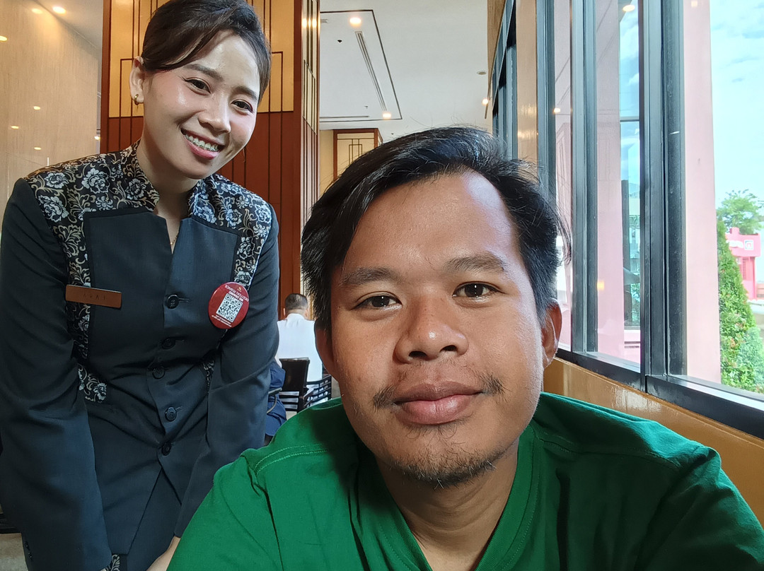 雷德托普酒店主图