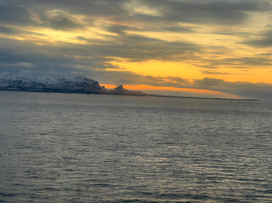 Torghatten-Torget必去景点