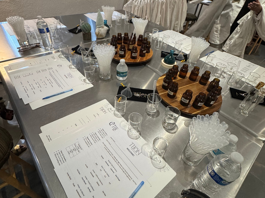 TIJON parfumerie Saint Martin- The Original location-格兰德凯斯必去景点