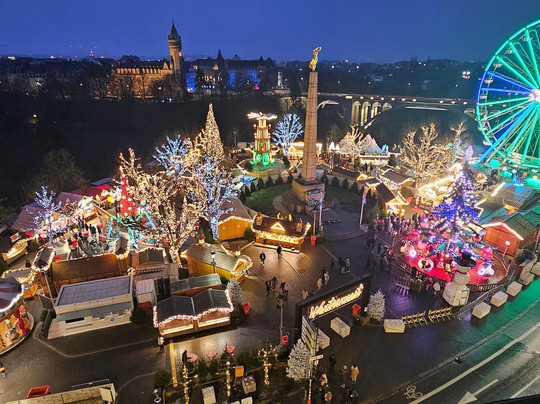 克拉瓦兹大酒店主图