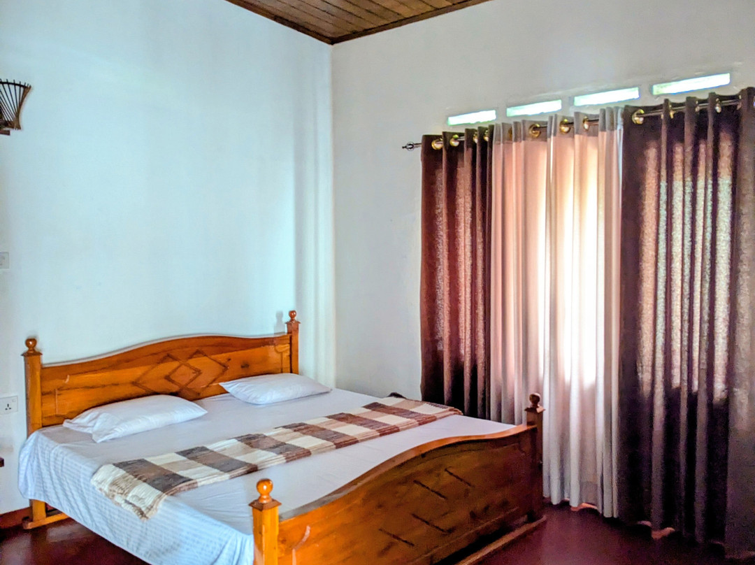 Felix Holiday Bungalow